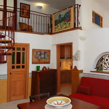 Le Maioliche Apartment *